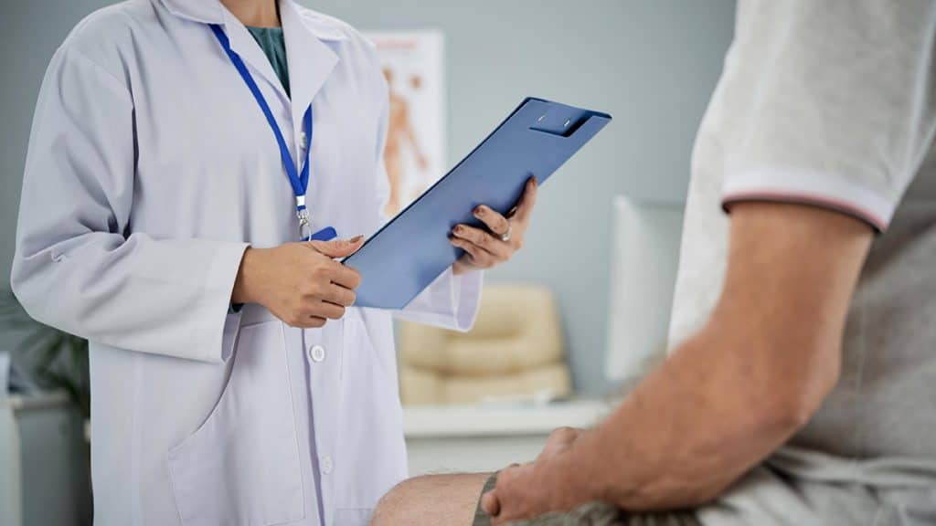 Лапароскопическое удаление кист в почке Консультація фахівця в медичному центрі ADONIS.