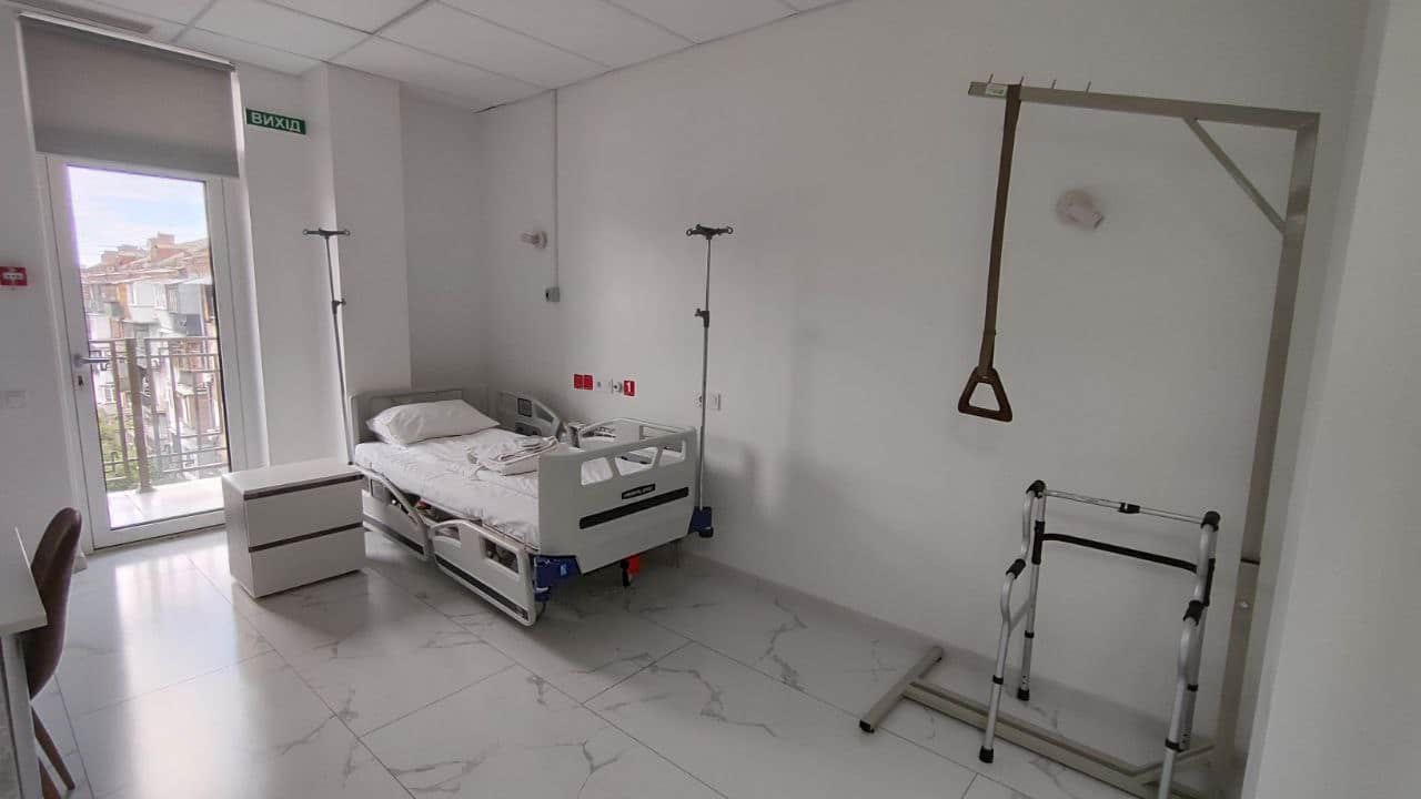 Лапароскопическое удаление кист в почке Лапароскопическое удаление кист в почке