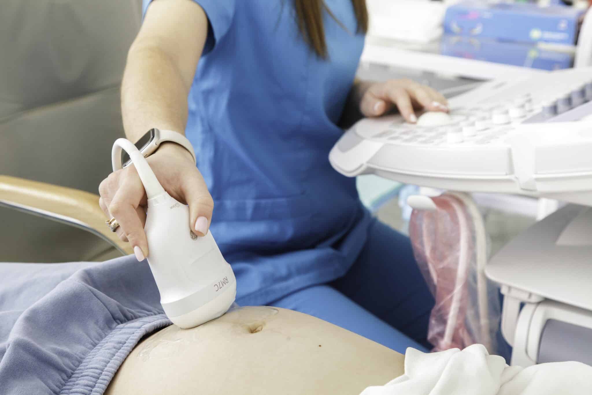 Пренатальное УЗИ: скрининг 1 триместра в Киеве УЗИ во время беременности, Киев