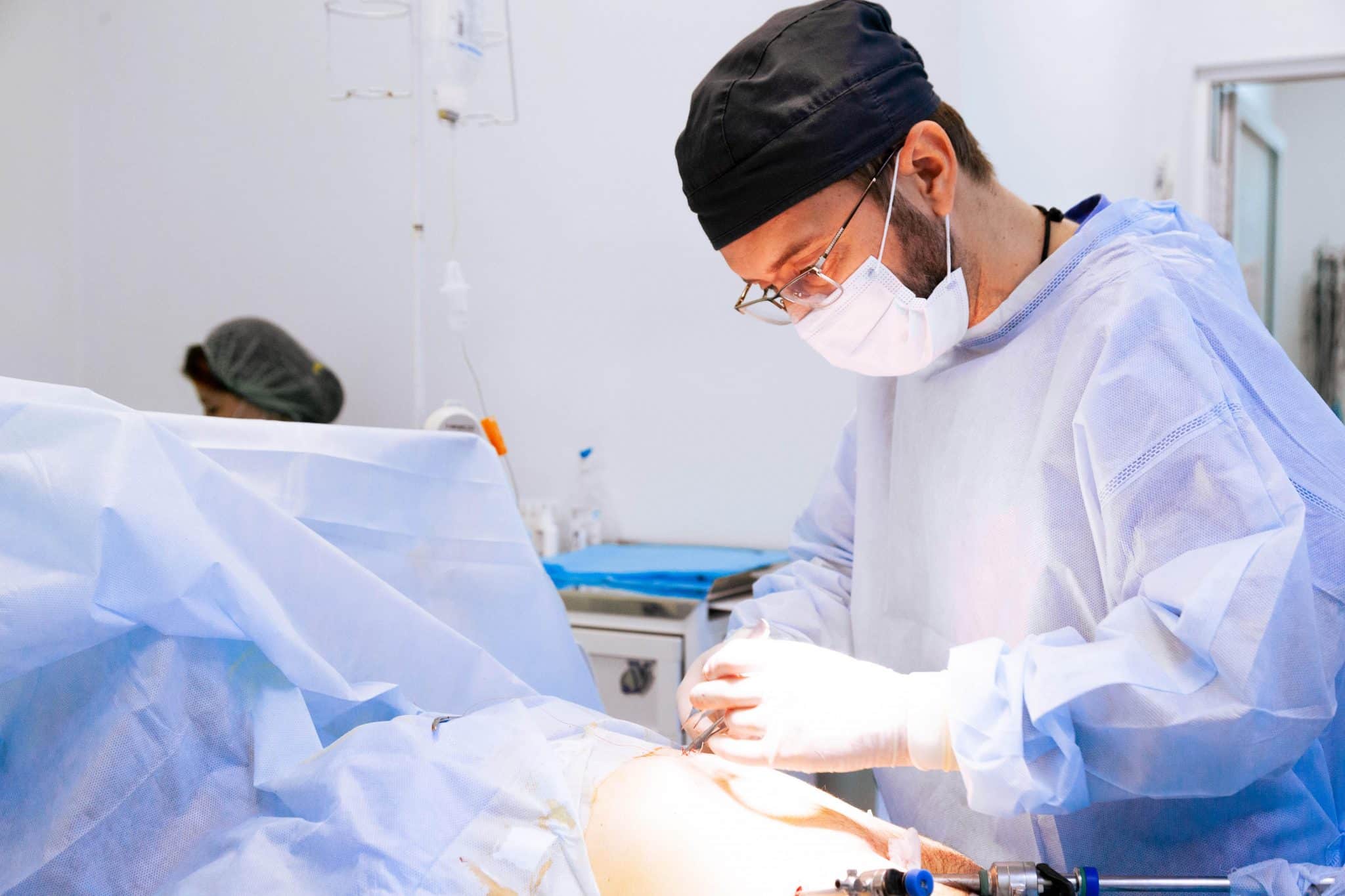 Лапароскопічна хірургія ADONIS