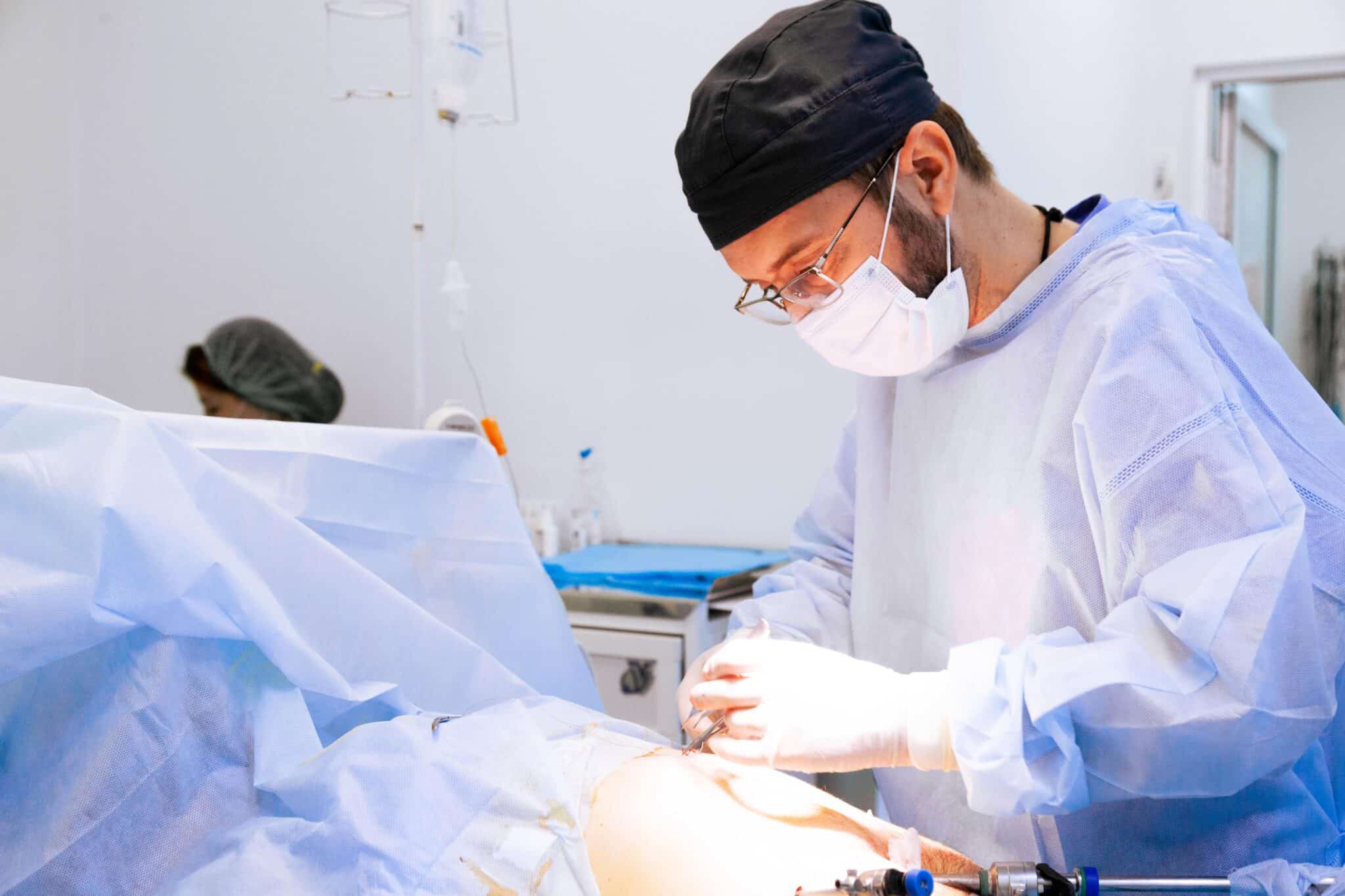 Лечения паховой грыжи в  ADONIS  в Киеве