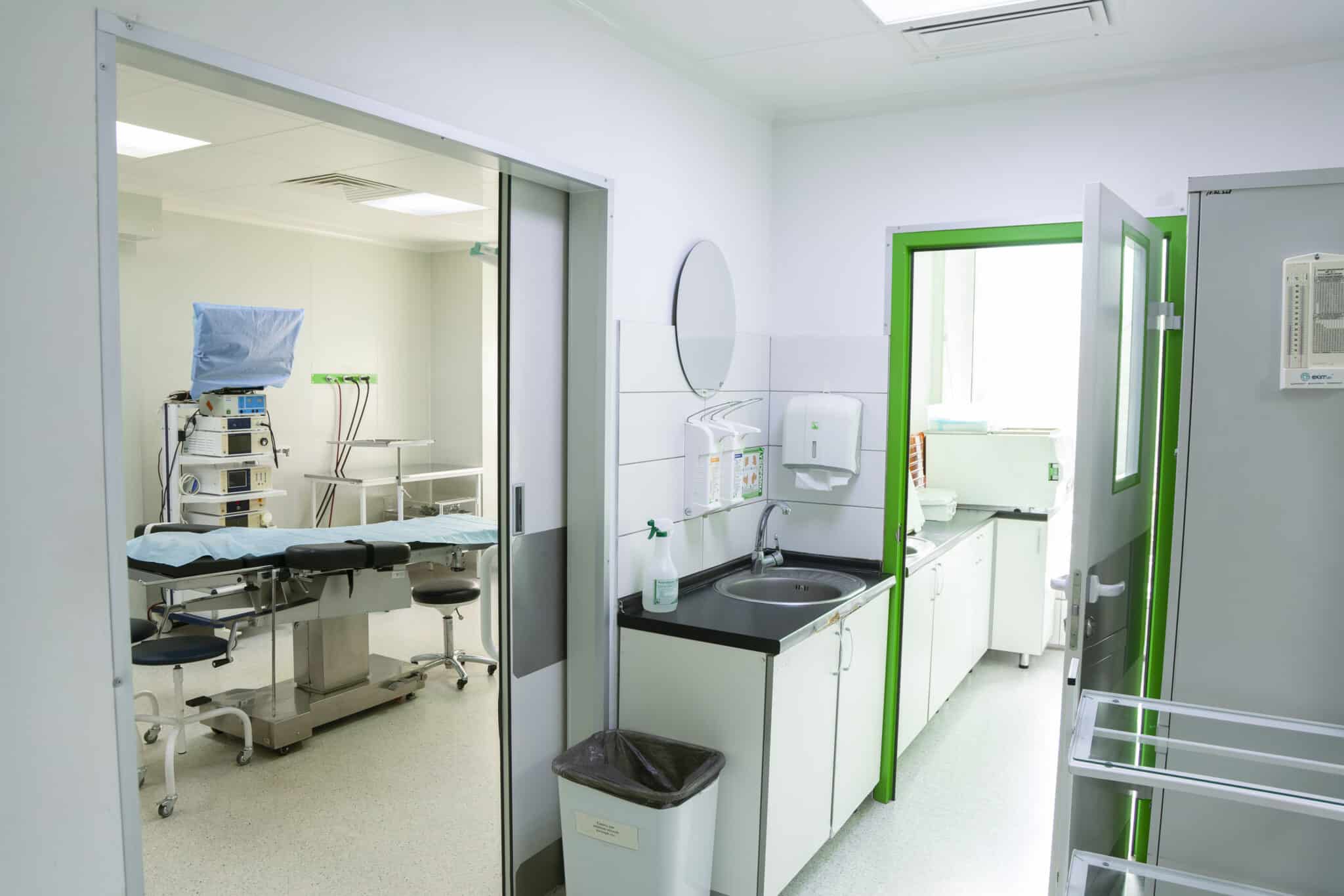 Лечебно-диагностический центр ADONIS на Жилянской Хірургічне відділення, Операційна ADONIS, Київ