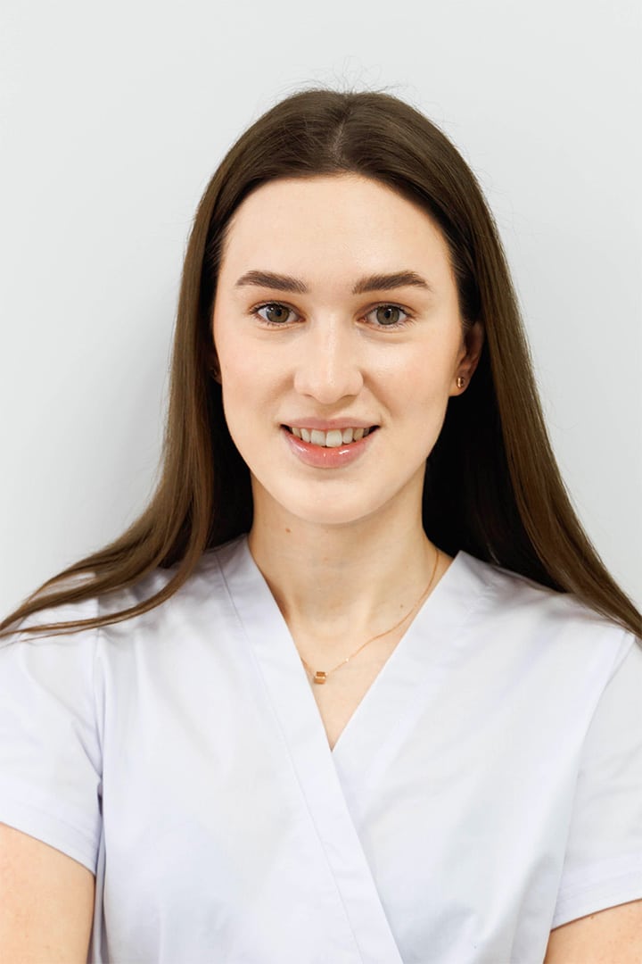 Кривка Оксана Владимировна – Врач-дерматовенеролог ADONIS | Киев