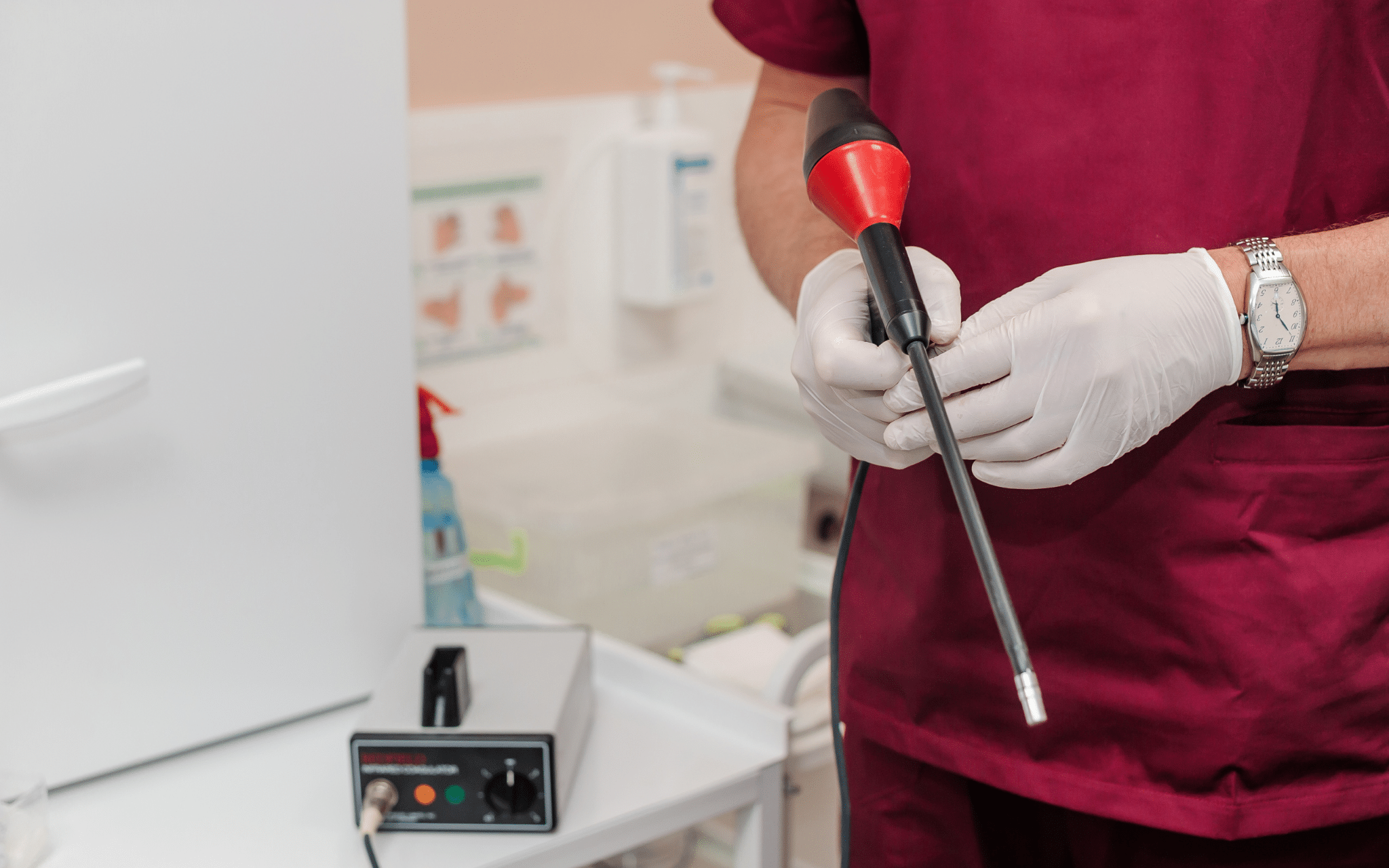 Иссечение анальной трещины с дозированной сфинктеротомией и анопластикой Иссечение анальной трещины с дозированной сфинктеротомией и анопластикой