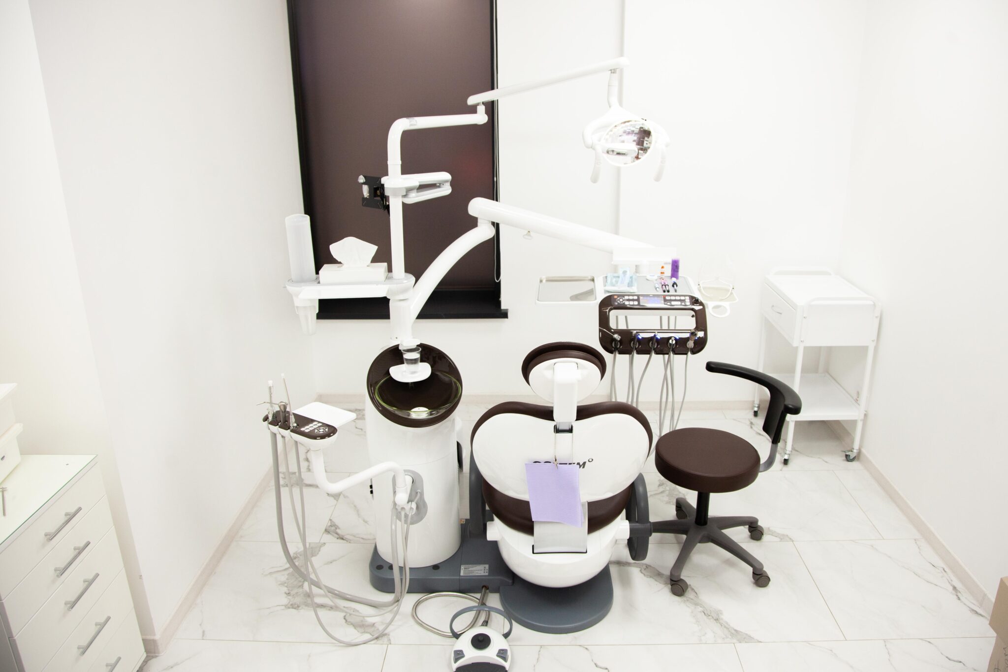 Чистка зубов в Киеве Чистка зубов в Киеве