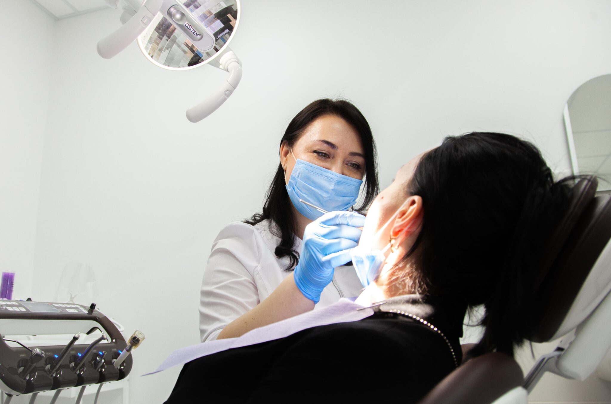 Чистка зубов в Киеве Чистка зубов в Киеве