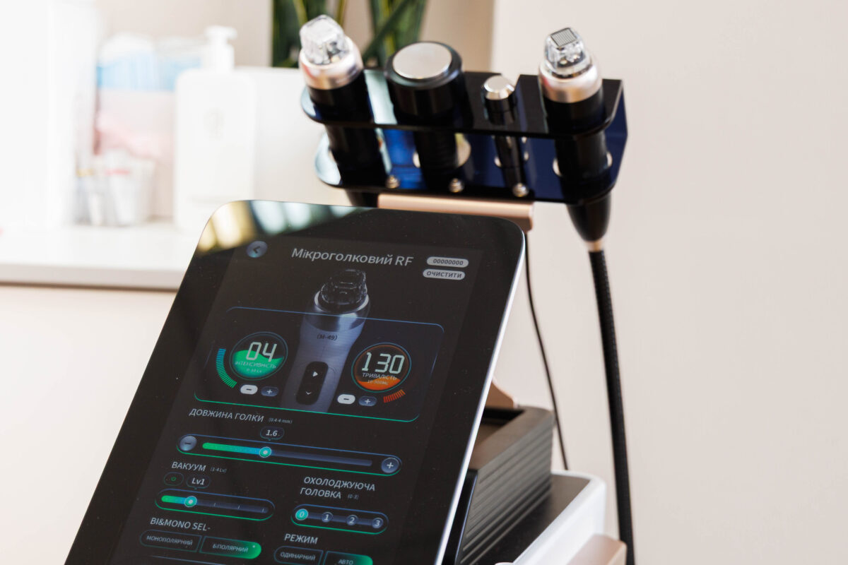 Микроигольчатый РФ лифтинг в Киеве. Цена в МЦ ADONIS