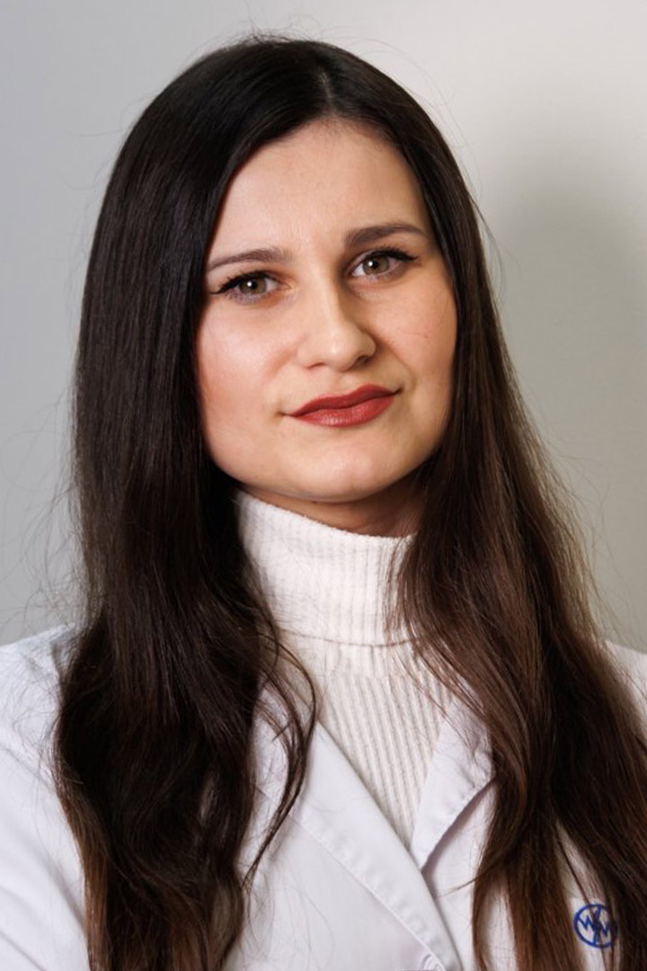 Старунская Кристина Петровна – Врач-инфекционист ADONIS | Киев