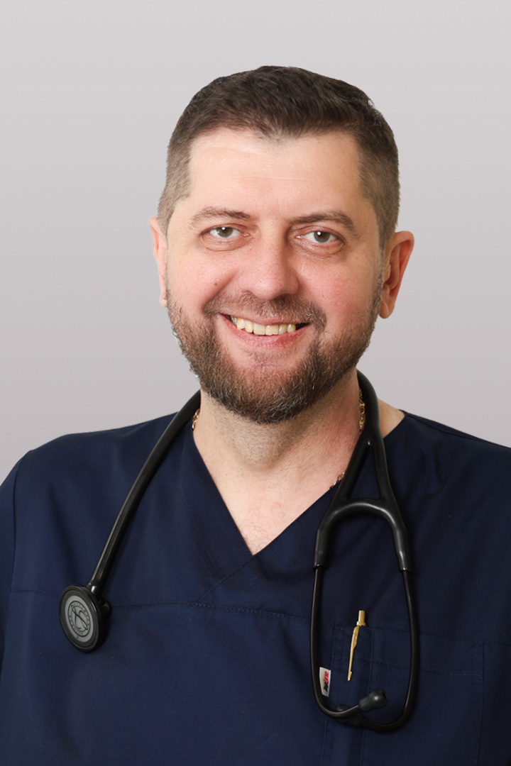 Симонець Євгеній Миколайович – Лікар-пульмонолог, Медичний директор МЦ ADONIS | Київ